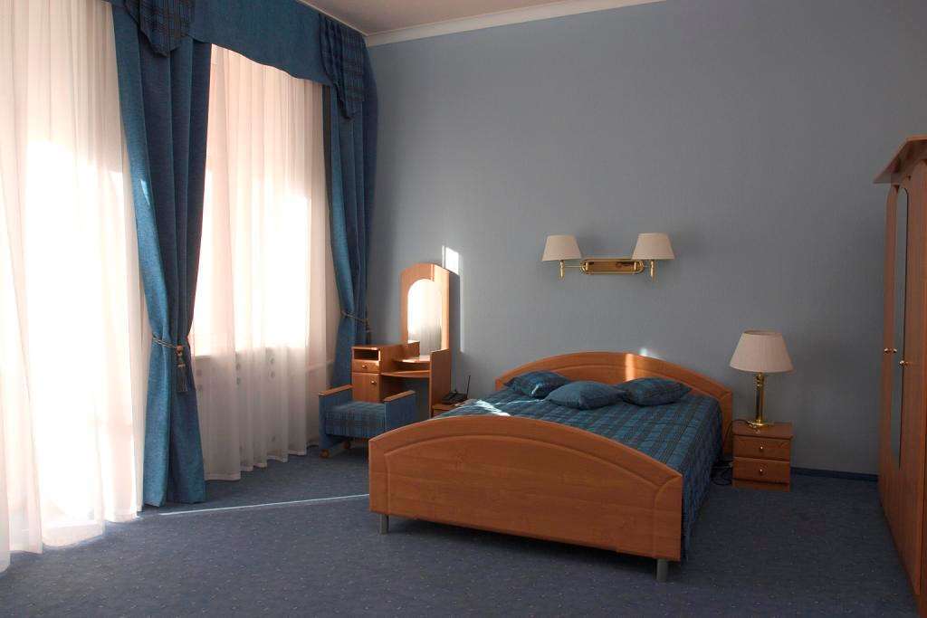 Astoria Hotel Днепър Стая снимка